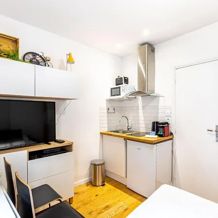 Charming Near The Bastille * 파리