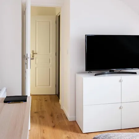 Charming Near The Bastille *