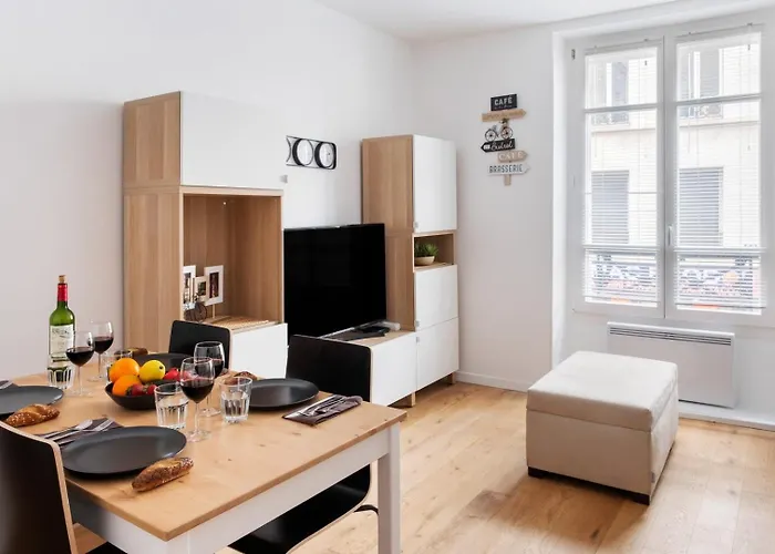 Appartement Charming Near The Bastille Parijs